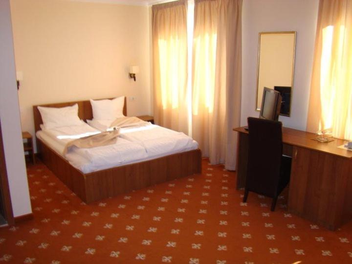 Hotel Termal Geoagiu Băi Exteriör bild