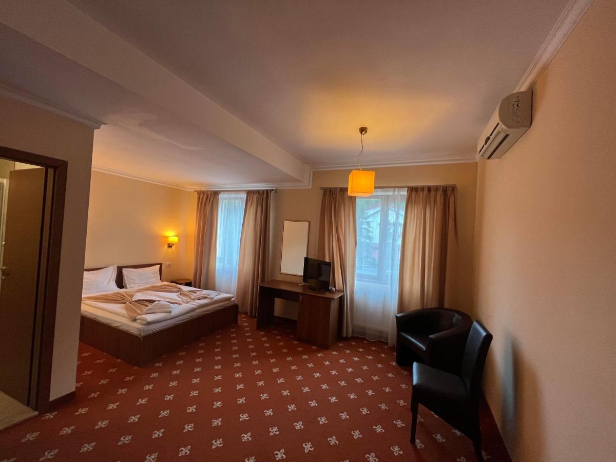 Hotel Termal Geoagiu Băi Exteriör bild