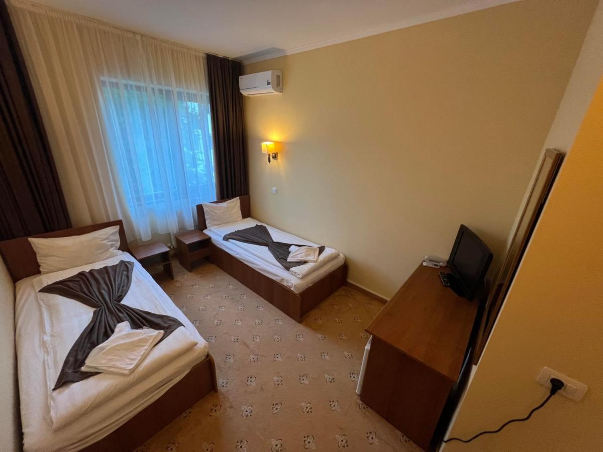 Hotel Termal Geoagiu Băi Exteriör bild